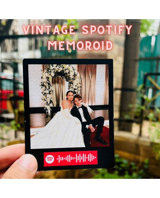 Buy 10 Vintage Spotify Memoroids and get a wooden stand free